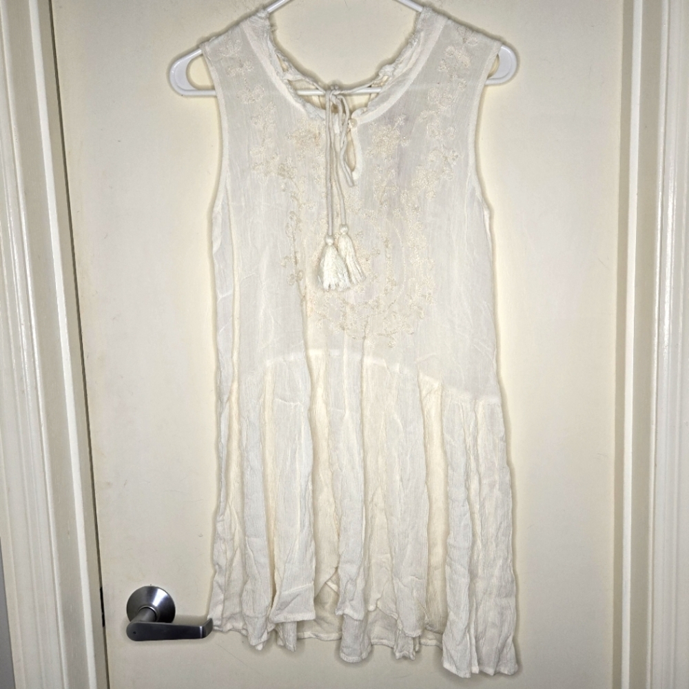 NWT Raga White Tunic medium